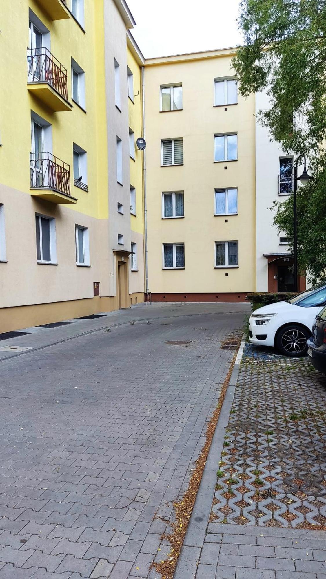 Mieszkanie Kawalerka Торунь Экстерьер фото